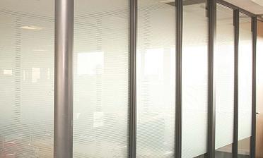 Перегородки из ПВХ и стекла - вариант 1 купить в Самаре