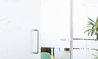 Перегородки из стекла в интерьере офиса купить в Самаре