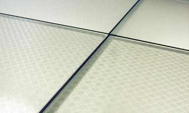 Стеклянный пол в квартиру с декоративным стеклом купить в Самаре