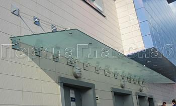 Стеклянные козырьки и навесы в Самаре. Готовые проекты ПерилаГлавСнаб