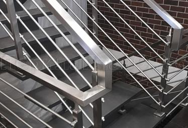 Перила для лестниц купить в Самаре