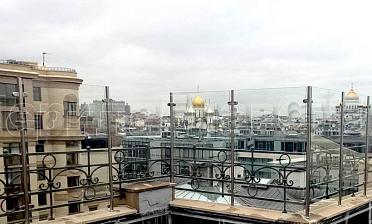 Ветрозащитное ограждение на стойках из нержавейки купить в Самаре