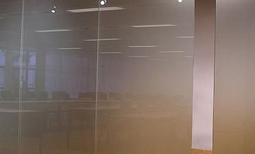 Стеклянные матовые перегородки в офис премиум купить в Самаре