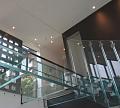 Стеклянные полы на площадке маршевой лестницы в Самаре. Готовые проекты ПерилаГлавСнаб - фото 1