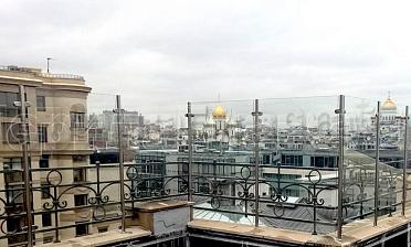 Ветрозащитное ограждение на стойках из нержавейки купить в Самаре
